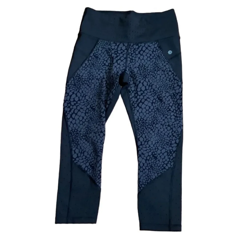 Athleta Crocodile Stealth TruCool Capri Leggings Small - Picture 10 of 16